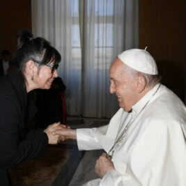 Magistral Delegate Carleen Blucher DCHS greeting Pope Francis